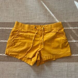 a.n.a Women's Yellow Cargo Shorts